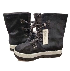 NWT Cougar Vesper Boots Natural Hide Pony Hair Black